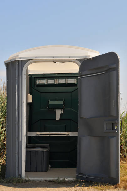 Best High-end porta potty rental  in Ironton, MO